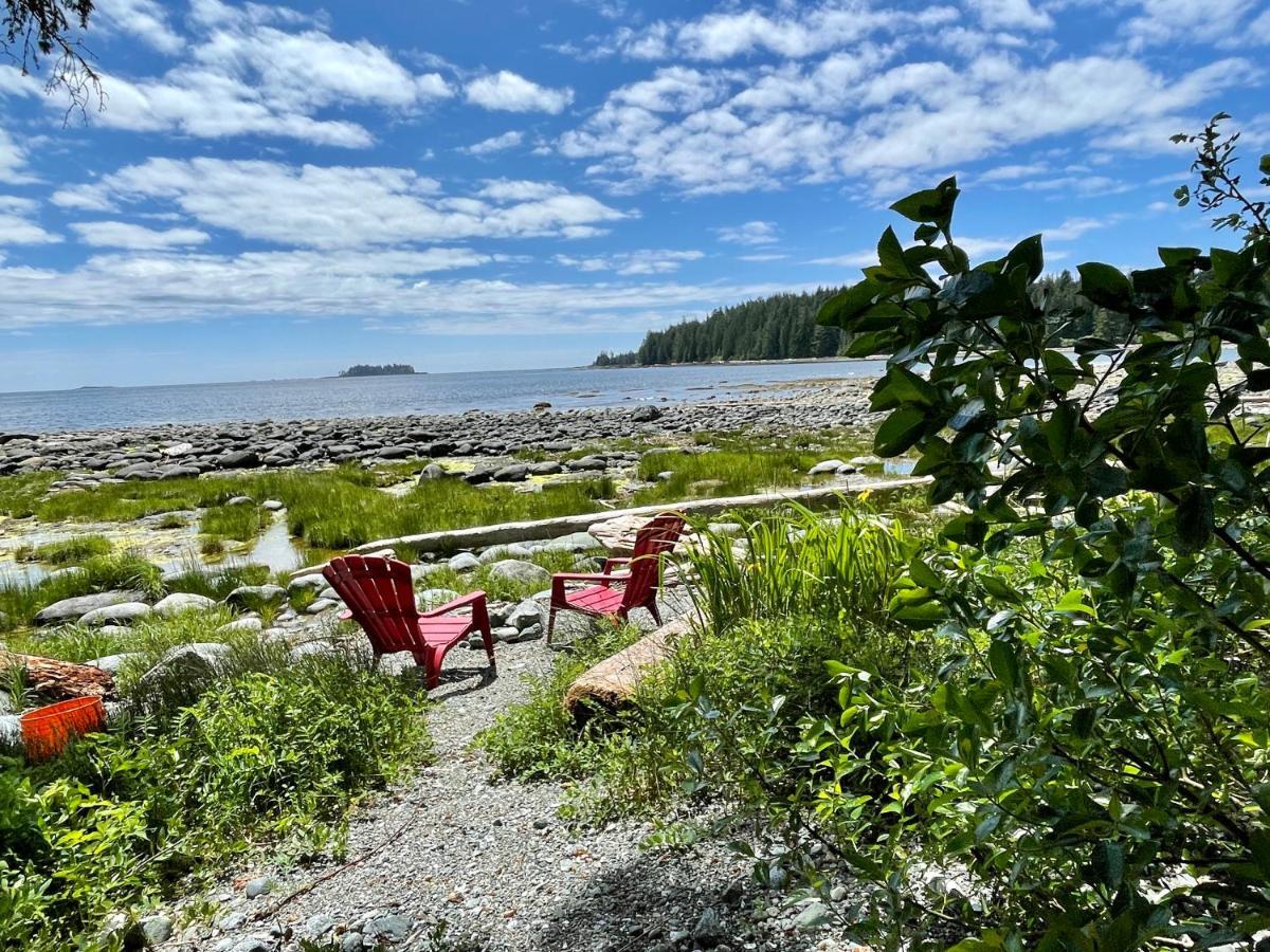 Hotel So Damn Lucky Glamping à Ucluelet Extérieur photo